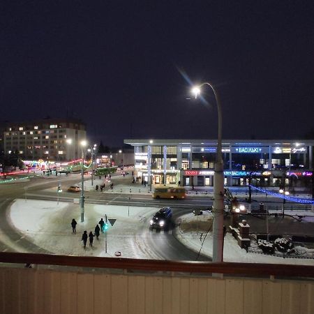 Апартаменты в центре Гомель Экстерьер фото
