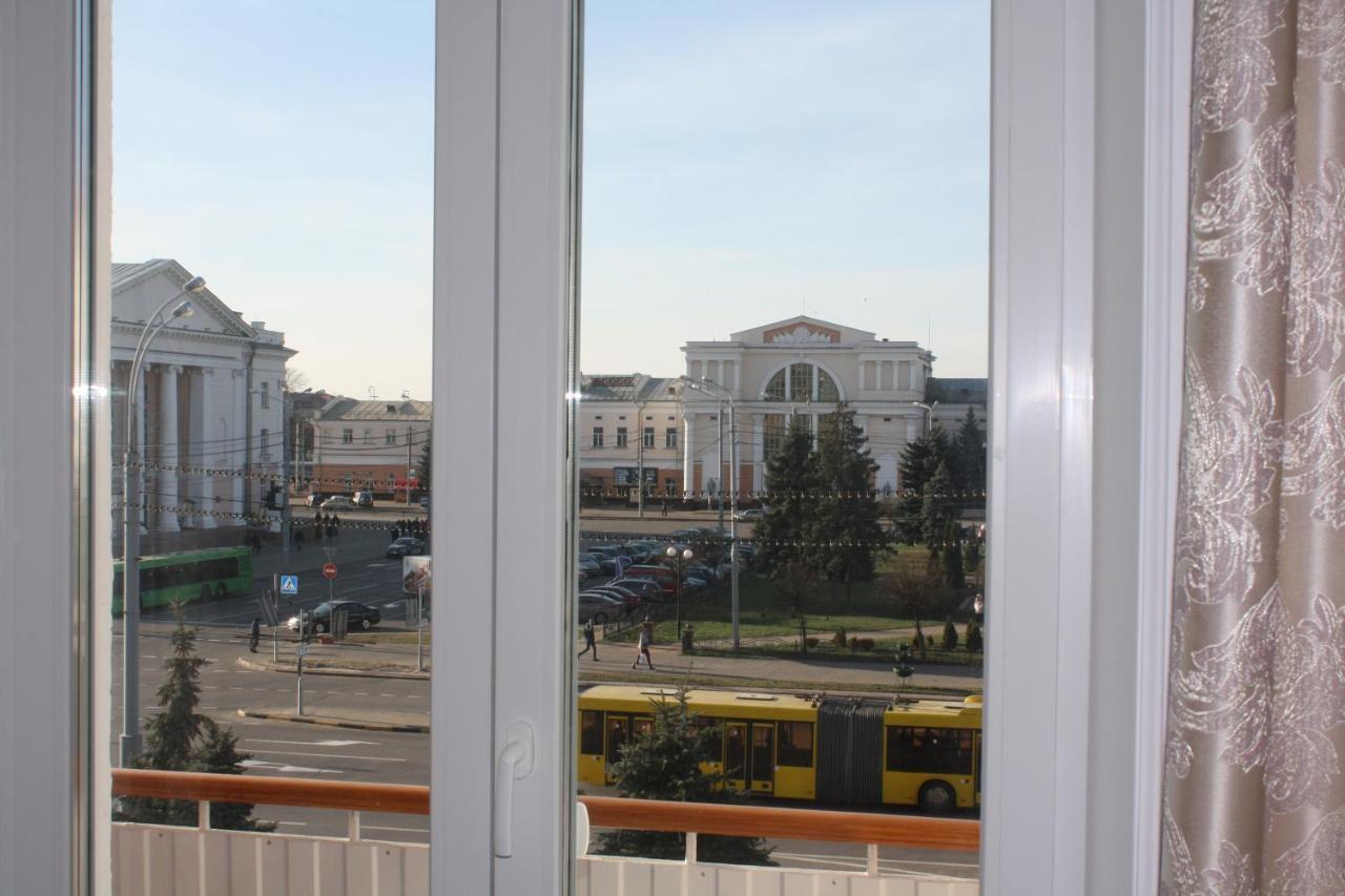 Апартаменты в центре Гомель Экстерьер фото